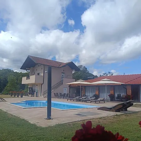 Vikendica Danilo Villa